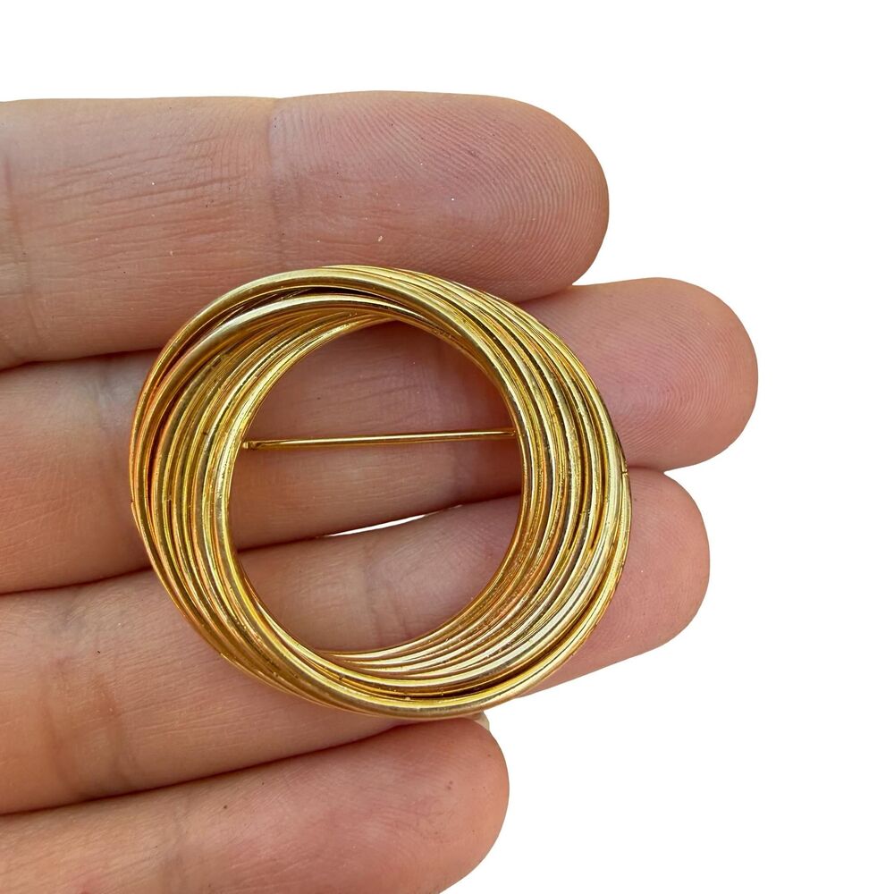 Vintage Jewelry Gold Tone Napier Circle Brooch Round Pin